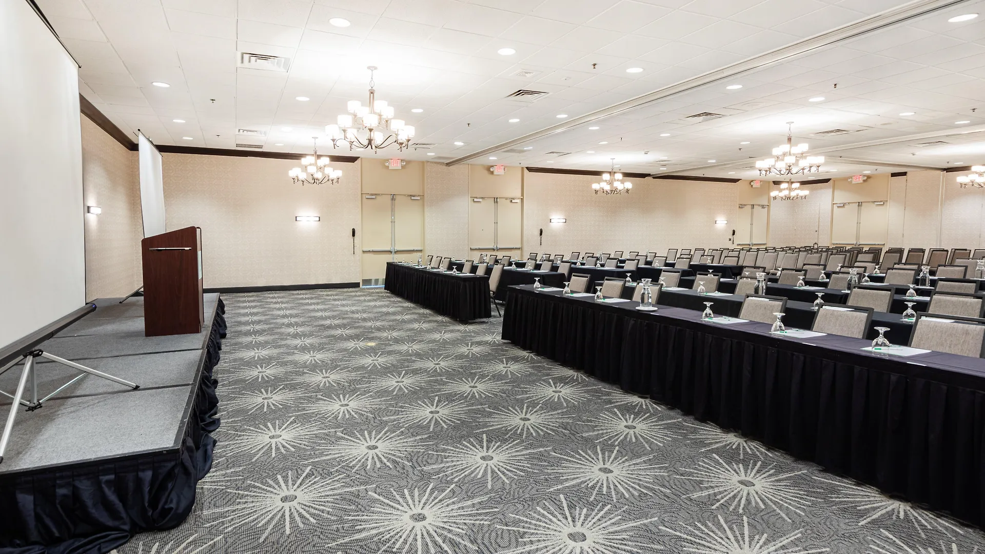 Holiday Inn St. Louis Airport West Earth City By Ihg 3*,  United States