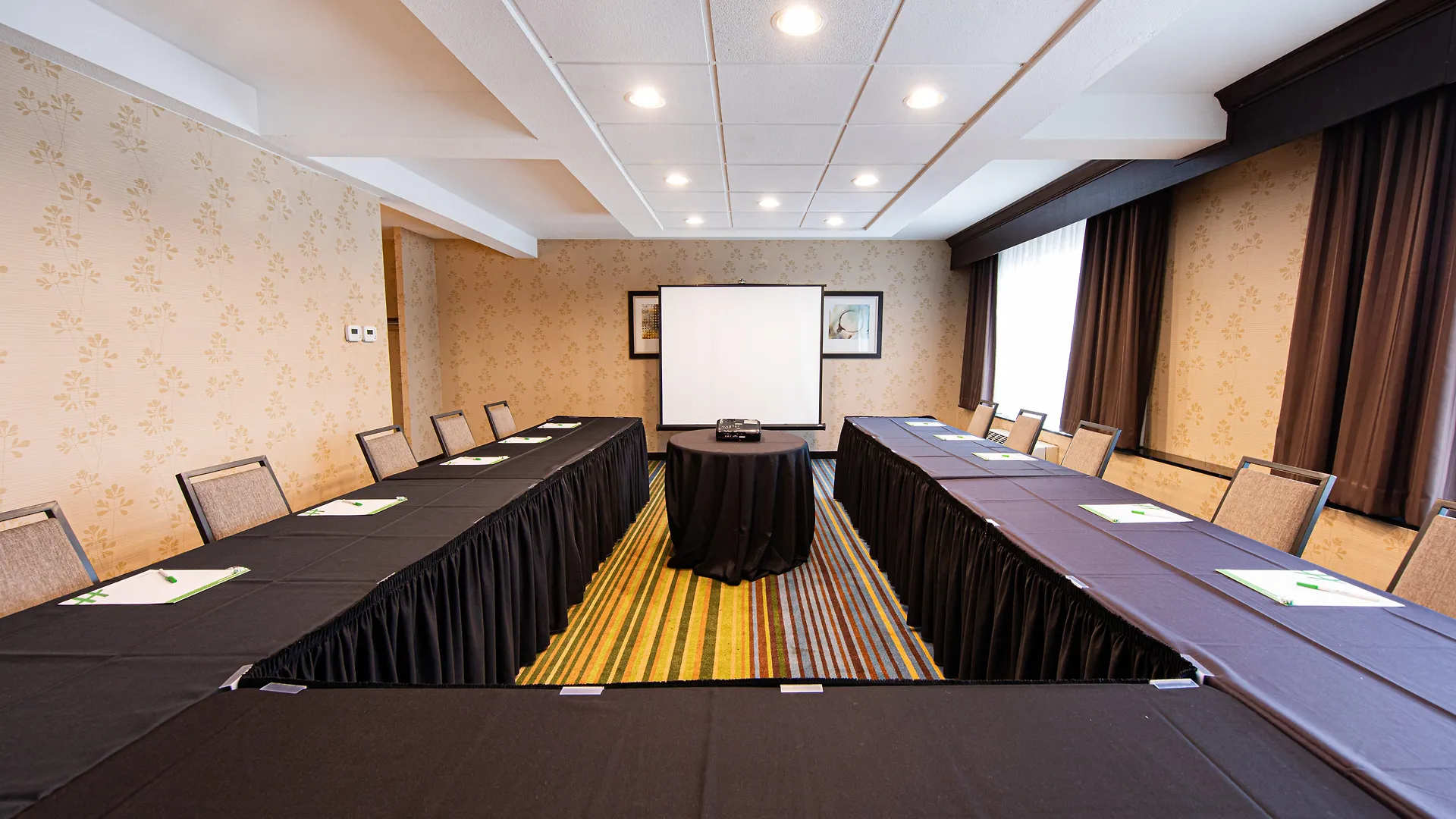 *** Hotel Holiday Inn St. Louis Airport West Earth City By Ihg United States