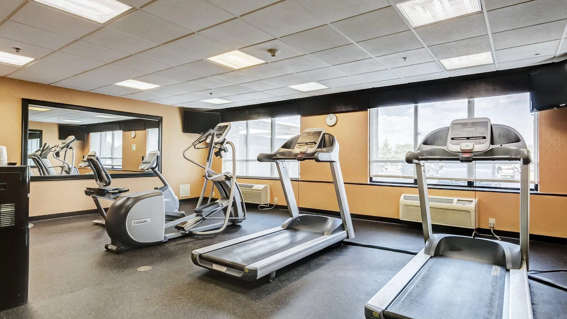 *** Hotel Holiday Inn St. Louis Airport West Earth City By Ihg United States