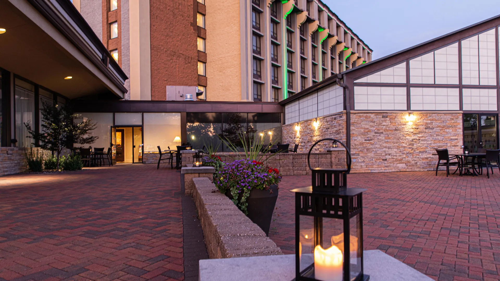 Holiday Inn St. Louis Airport West Earth City By Ihg