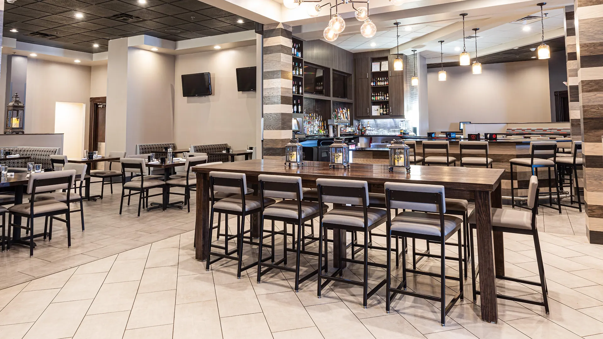 *** Hotel Holiday Inn St. Louis Airport West Earth City By Ihg Estados Unidos