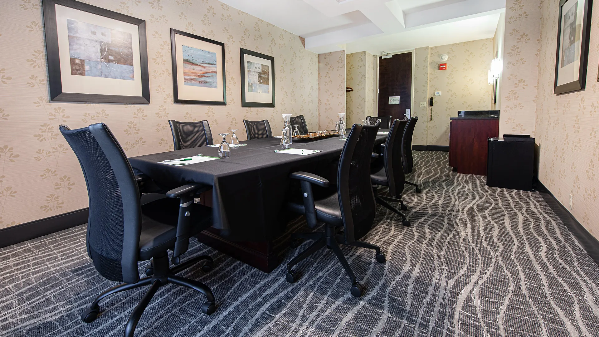 Holiday Inn St. Louis Airport West Earth City By Ihg Hotel