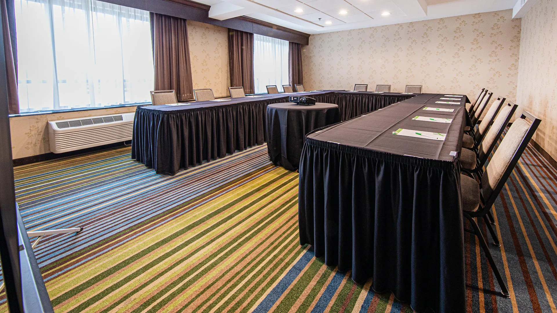 Holiday Inn St. Louis Airport West Earth City By Ihg